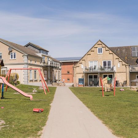 Buedlfarm - Der Familien-Erlebnishof In Strandnaehe Fehmarn Buitenkant foto