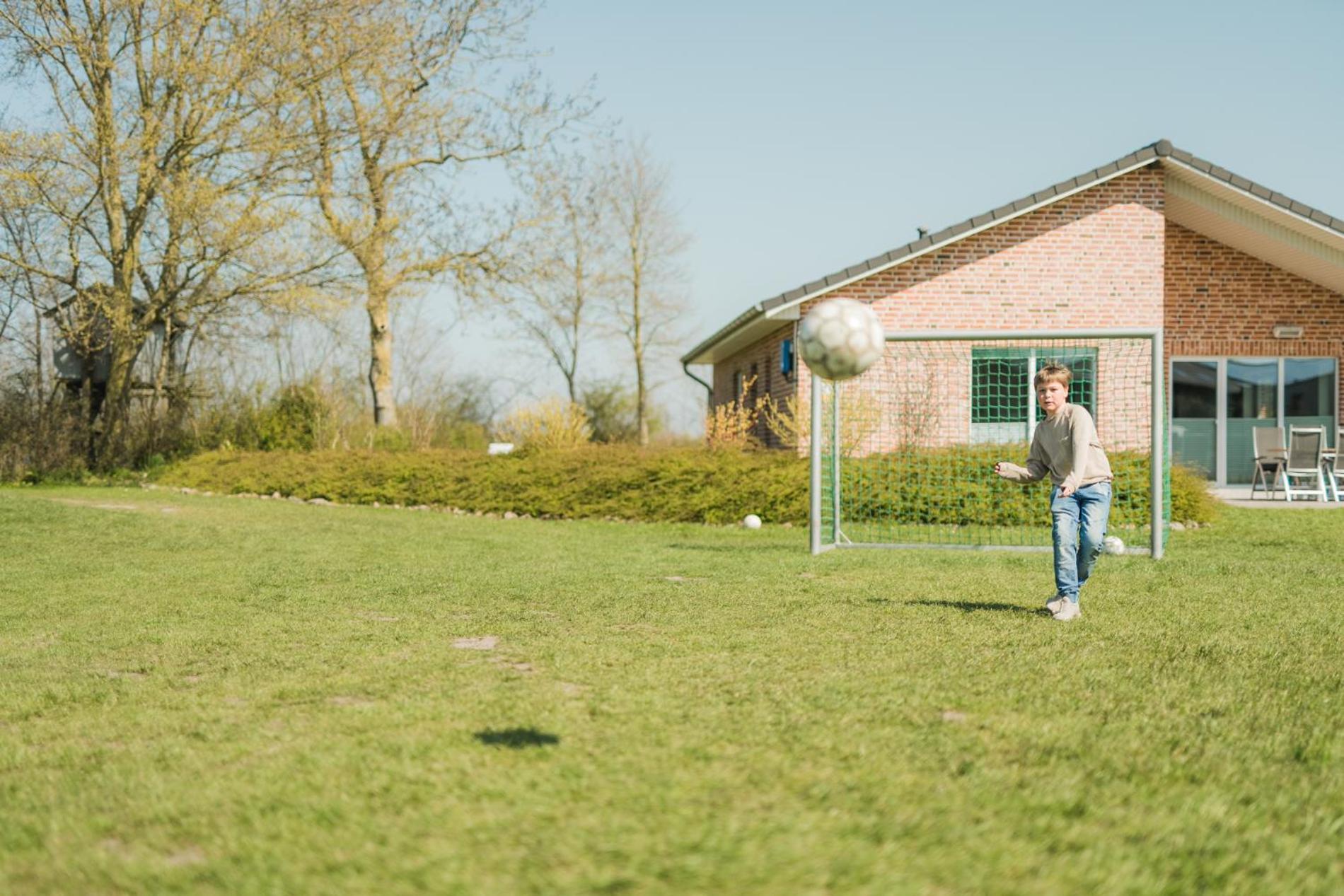 Buedlfarm - Der Familien-Erlebnishof In Strandnaehe Fehmarn Buitenkant foto